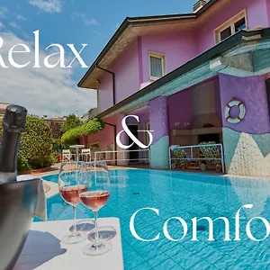 villa-lilla-desenzano-del-garda.it-lombardy.com/
